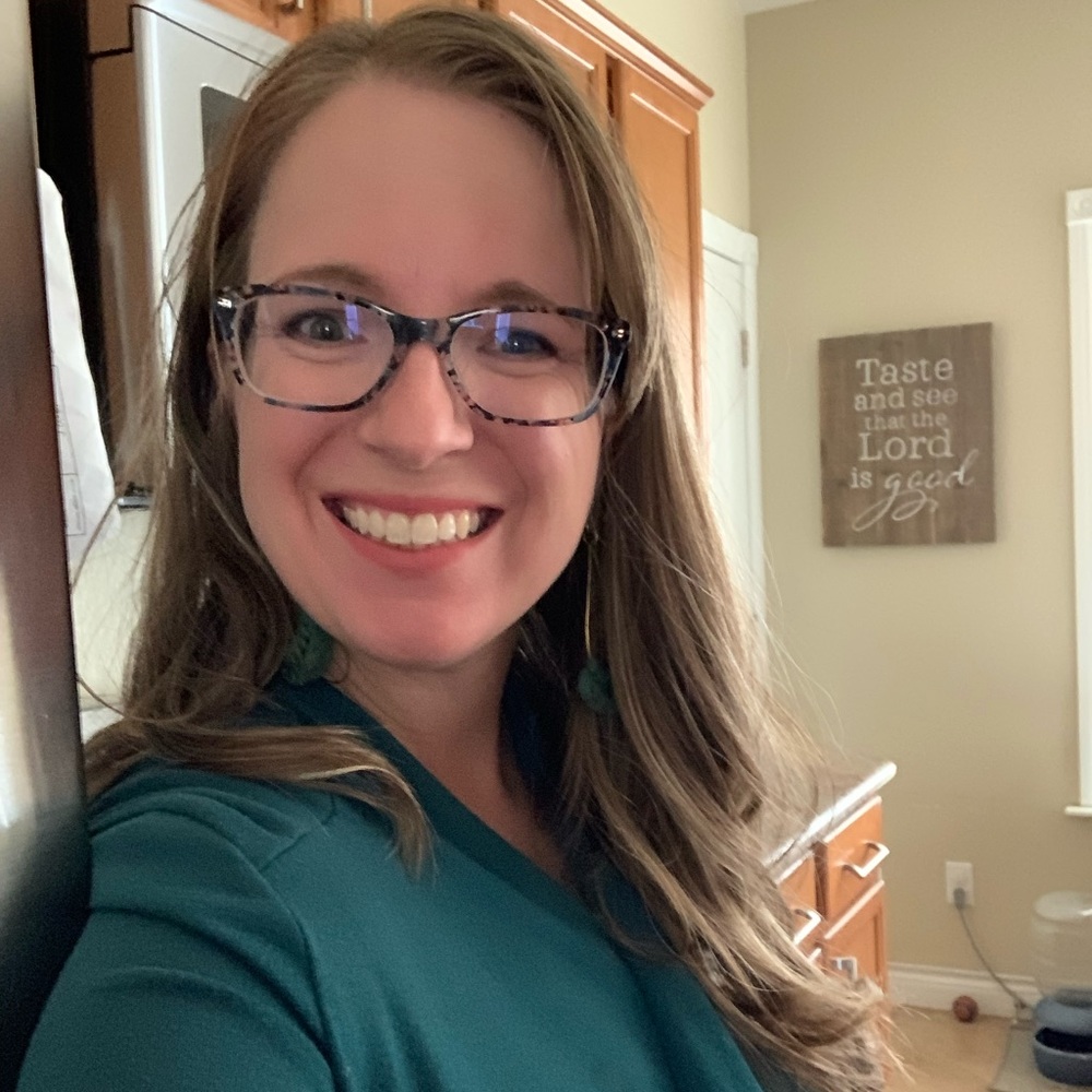 Meet your Posher, Rebecca